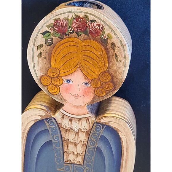 Set of 3 Christmas Holiday Angels Hand Painted Joyce Howard Primitive Style EUC - Picture 5 of 16